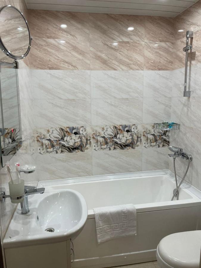 Anga Yerevan Hotel Kültér fotó