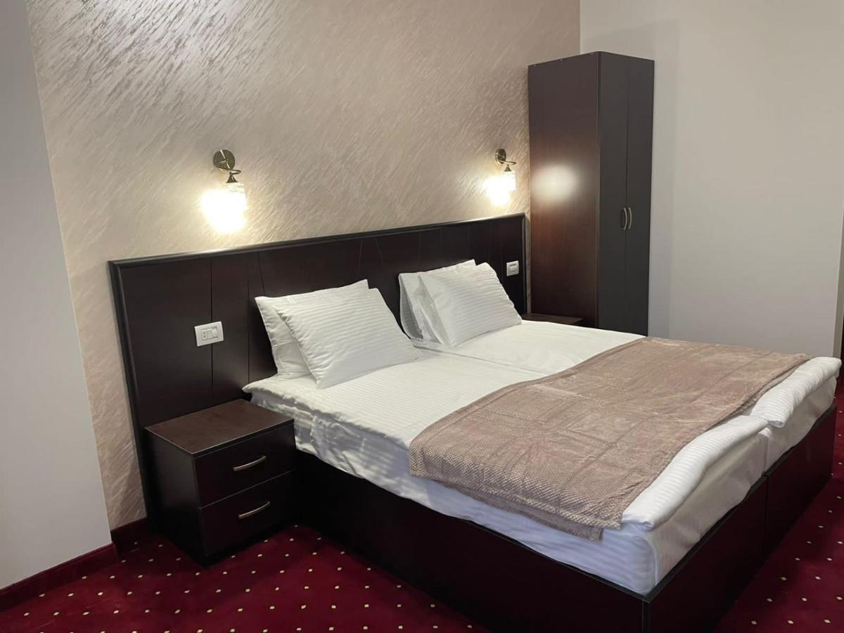 Anga Yerevan Hotel Kültér fotó